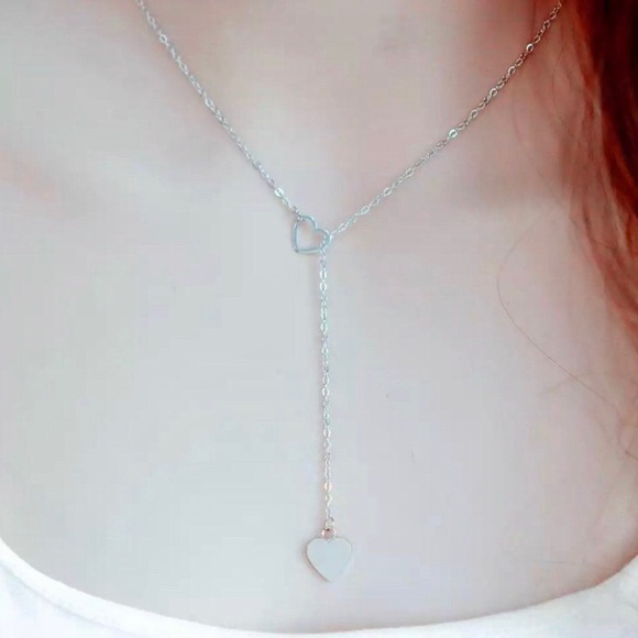 “Endless Love” Heart Lariat Minimalist Necklace - Picture 4 of 9